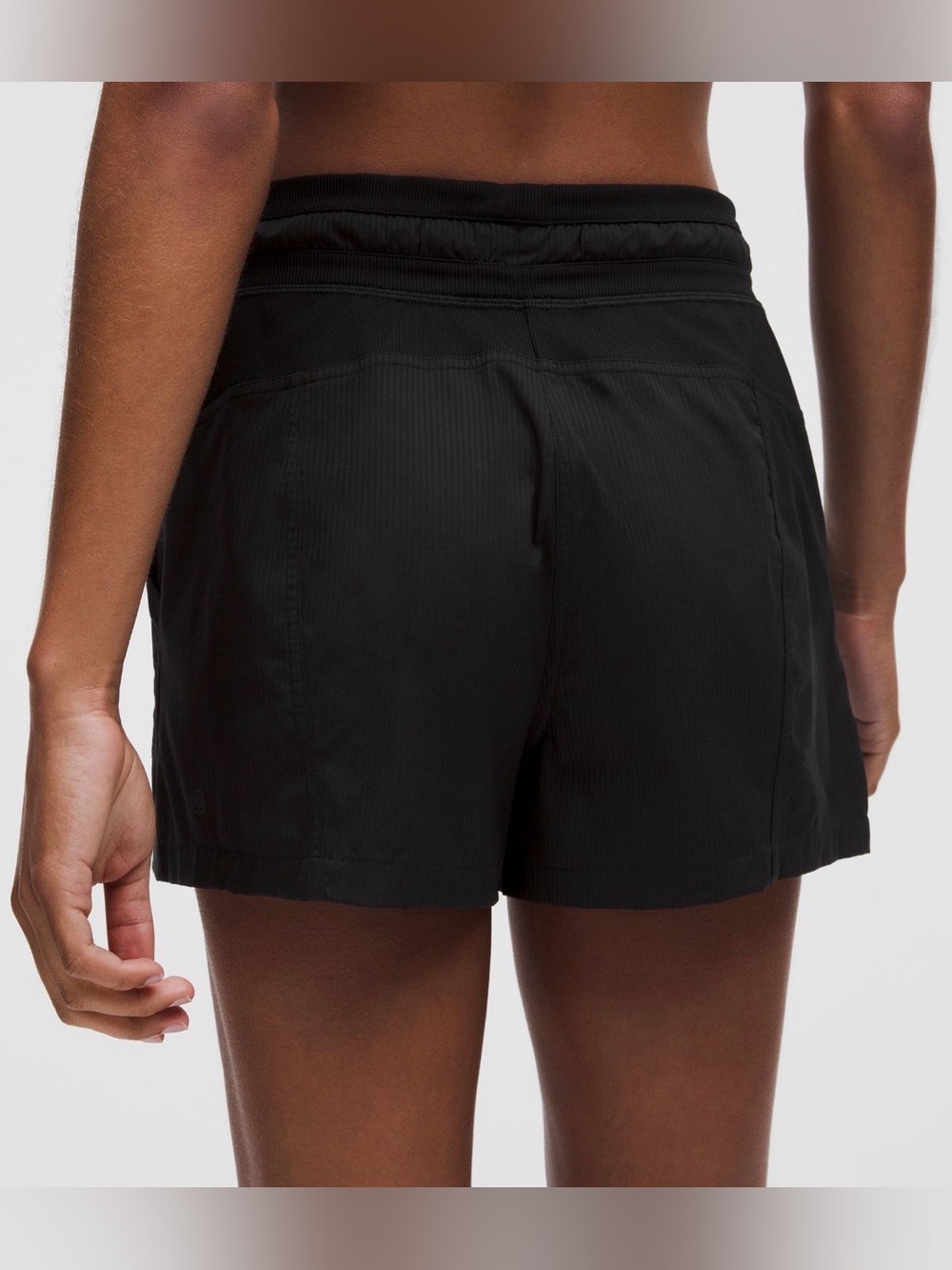 NWT Lululemon Dance Studio High-Rise Short 3.5" - Size 8 - Black - Picture 5 of 9